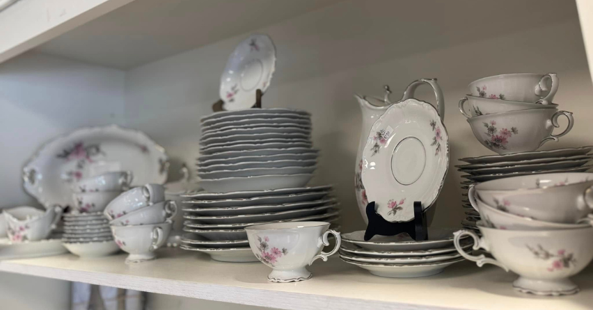 Thrifting for seniors: learn how to save money and find secondhand treasures